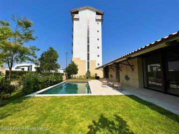 Departamento de tres recámaras en venta en Cumbres del Lago, Querétaro