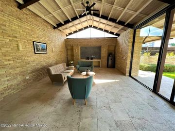Departamento de tres recámaras en venta en Cumbres del Lago, Querétaro
