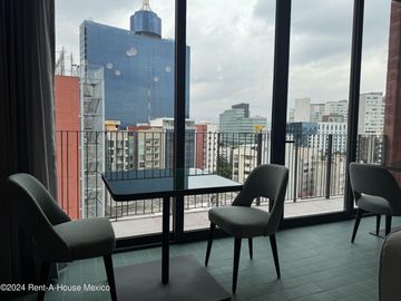 Estudio/Loft sin muebles en la Nápoles CW 25-685
