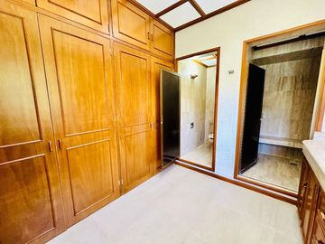 CASA EN VENTA EN LAS CAÑADAS