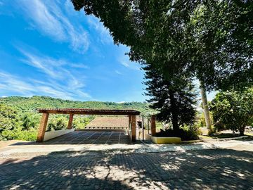 CASA EN VENTA EN LAS CAÑADAS
