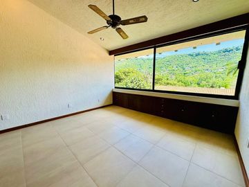 CASA EN VENTA EN LAS CAÑADAS