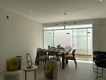 LINDA CASA DE ESTRENO EN VENTA - URB. MIRAFLORES COUNTRY CLUB - PIURA