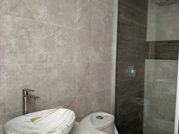 LINDA CASA DE ESTRENO EN VENTA - URB. MIRAFLORES COUNTRY CLUB - PIURA