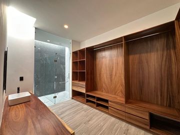 SE VENDE Casa nueva en bosque