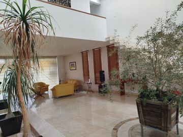 SE VENDE casa en La Hacienda Club de Golf