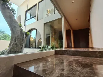 CASA EN VENTA  EN MERIDA LISTA PARA ENTREGA FRENTE AL CAMPO DE GOLF