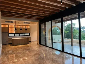 CASA EN VENTA  EN MERIDA LISTA PARA ENTREGA FRENTE AL CAMPO DE GOLF