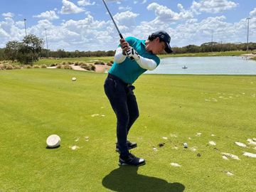 CASA EN VENTA  EN MERIDA LISTA PARA ENTREGA FRENTE AL CAMPO DE GOLF