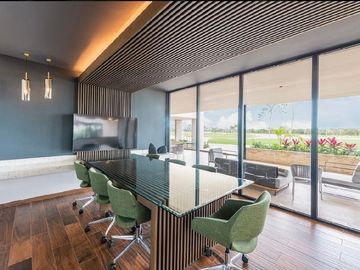 CASA EN VENTA  EN MERIDA LISTA PARA ENTREGA FRENTE AL CAMPO DE GOLF