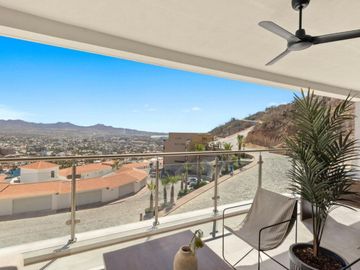 Departamento con vista al mar, terraza privada, en venta, El Pedregal, Cabo San Lucas