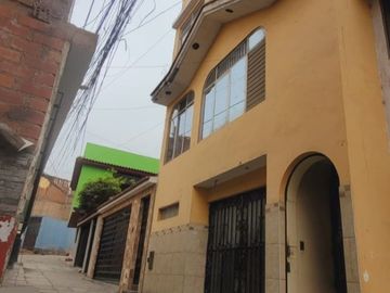 ¡Oportunidad! Vendo Casa 4 Pisos Ciudad del Deporte Ventanilla