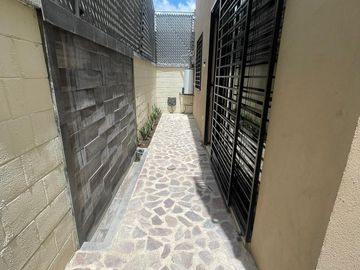 CASA EN VENTA HACIENDA VALBUENA LEÓN, GTO