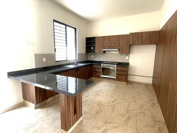 CASA EN VENTA HACIENDA VALBUENA LEÓN, GTO