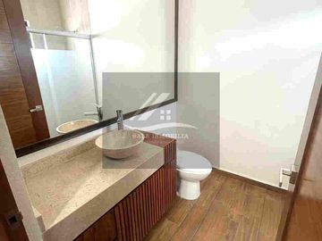 CASA EN VENTA HACIENDA VALBUENA LEÓN, GTO