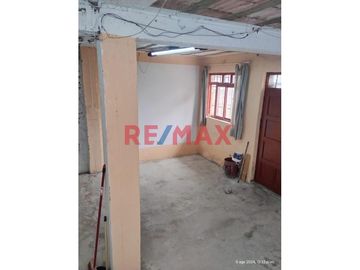 Se Vende Casa De 3 Pisos Doble Frente En San Juan De Lurigancho
