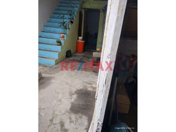 Se Vende Casa De 3 Pisos Doble Frente En San Juan De Lurigancho