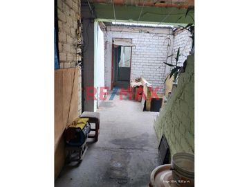 Se Vende Casa De 3 Pisos Doble Frente En San Juan De Lurigancho