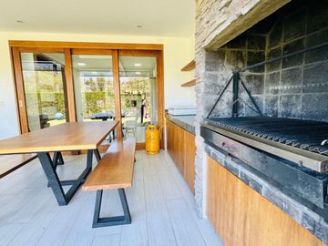 Casa de Venta en Nayón en Urbanización 4 D