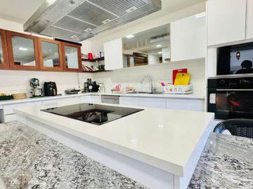 Casa de Venta en Nayón en Urbanización 4 D