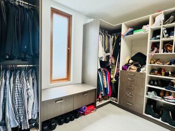 Casa de Venta en Nayón en Urbanización 4 D