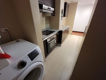 Venta de Departamento en lomas de Monteserrin de 90 Metros, Sector Monteserrin