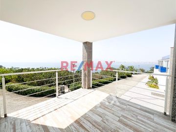 Vendo Casa Frente Al Mar En Exclusivo Condominio Marina Lancheros Ancón