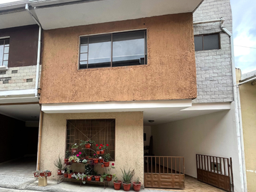 EN VENTA CASA UNIFAMILIAR SECTOR ORDOÑEZ LASSO