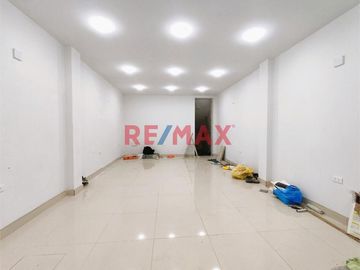 Oficina O Local Comercial En Alquiler | 1Er Piso | Av. Canto Grande | Puerta Directa A Calle