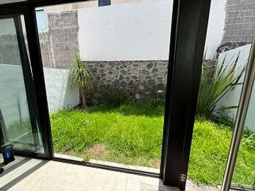 C229 VENTA CASA ZIBATA COND QUETZAL POCAS CASAS LLÁMANOS YA 442140-1----