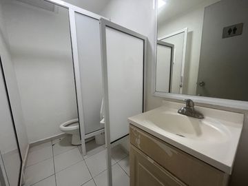 CASA EN VENTA, FRACCIONAMIENTO CAMINO REAL ZAPOPAN, JALISCO.