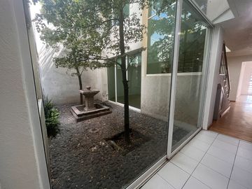 CASA EN VENTA, FRACCIONAMIENTO CAMINO REAL ZAPOPAN, JALISCO.