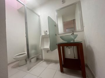 CASA EN VENTA, FRACCIONAMIENTO CAMINO REAL ZAPOPAN, JALISCO.