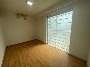 CASA EN VENTA, FRACCIONAMIENTO CAMINO REAL ZAPOPAN, JALISCO.