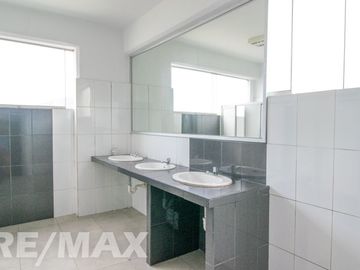 Alquiler De Oficina Boutique De 25.3 M2 En Santa Anita