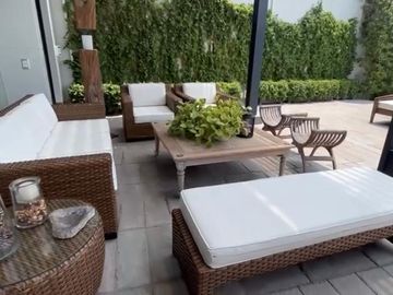 Elegante y moderna casa  con piscina y vista al mar 💎🌊