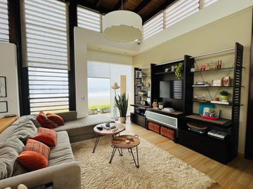 Elegante y moderna casa  con piscina y vista al mar 💎🌊