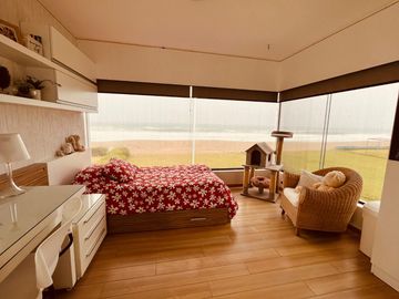 Elegante y moderna casa  con piscina y vista al mar 💎🌊