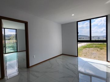 Casa nueva en venta en coto Nogal de Parques Vallarta Zapopan