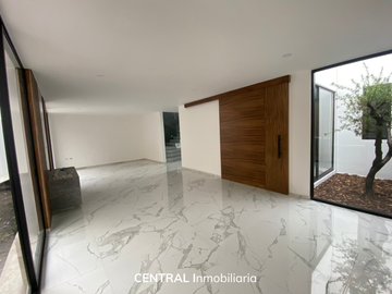 Moderna casa en Pre-Venta | 3 Recámaras con baño en suite | Acabados de lujo | Lomas de Angelópolis II Parque Viena