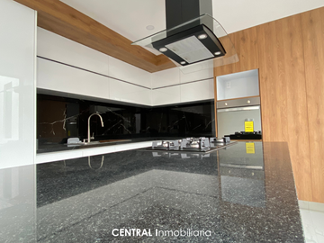 Moderna casa en Pre-Venta | 3 Recámaras con baño en suite | Acabados de lujo | Lomas de Angelópolis II Parque Viena