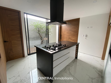 Moderna casa en Pre-Venta | 3 Recámaras con baño en suite | Acabados de lujo | Lomas de Angelópolis II Parque Viena