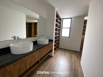 Moderna casa en Pre-Venta | 3 Recámaras con baño en suite | Acabados de lujo | Lomas de Angelópolis II Parque Viena