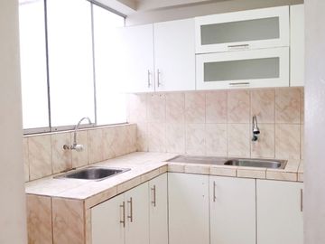 VENTA DE LINDO DEPARTAMENTO FRENTE A PARQUE  EN CARABAYLLO