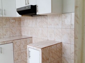 VENTA DE LINDO DEPARTAMENTO FRENTE A PARQUE  EN CARABAYLLO
