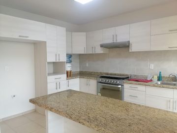 Venta de Casa Fracc. Azhares en León Guanajuato
