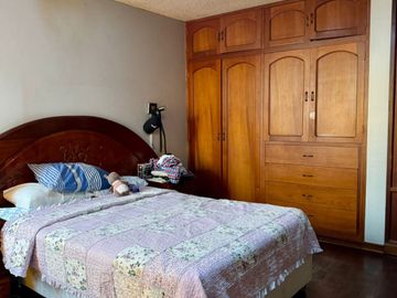 OCASIÓN VENDO HERMOSA CASA EN SAN BORJA con 14 dormitorios excelente para rentas