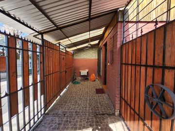 Casa En Venta Cercana A Estadio Municipal De San Bernardo
