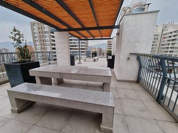 A Pasos De Estación Metro Cal Y Canto