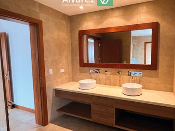 Venta de casa en Imbaya